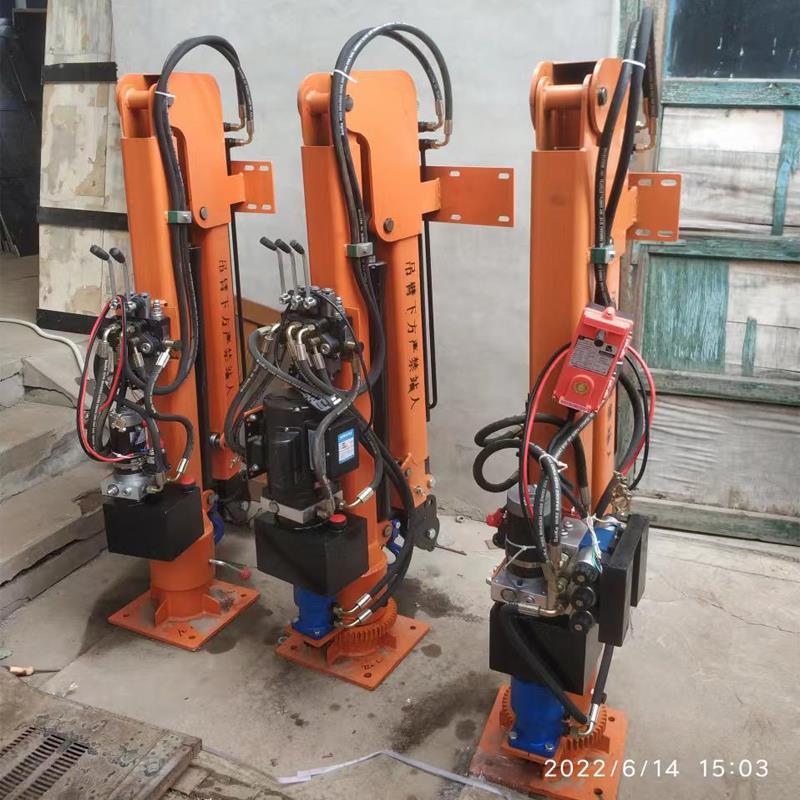 关西镇重汽蓝牌随车吊 3.2吨 国六动力强 液压驱动 农用自卸起重机